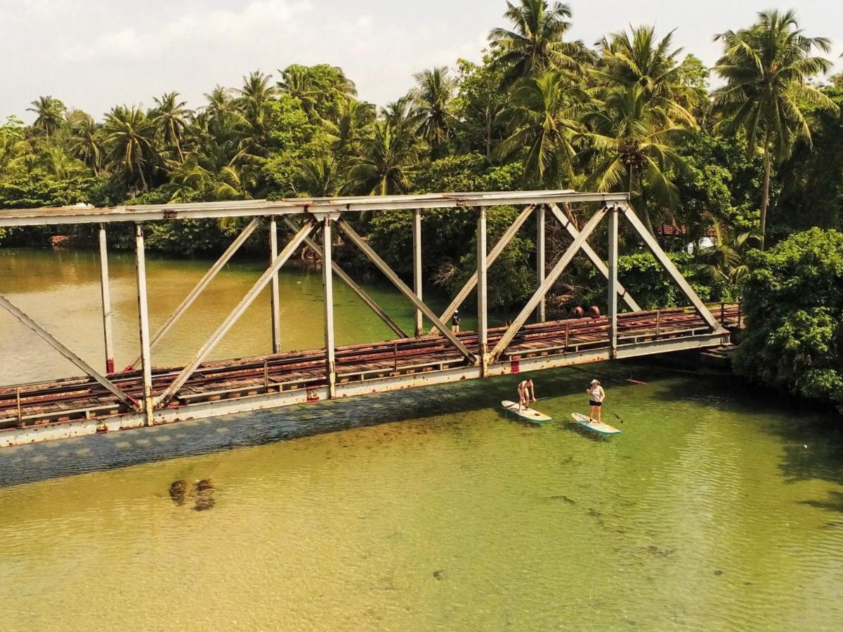 Circus Lagoon Hideaway Bed & Breakfast Dodanduwa Exterior foto